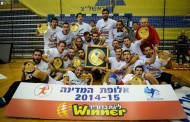כדוריד: הפועל ניצחה 33-31 בבית מכבי והניפה צלחת אליפות מספר 17 עם חגיגות הדאבל ה-12